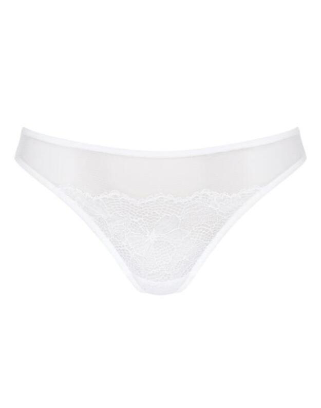 Triumph 44(XXL) dydžio baltos spalvos stringai  Lace Spotlight String