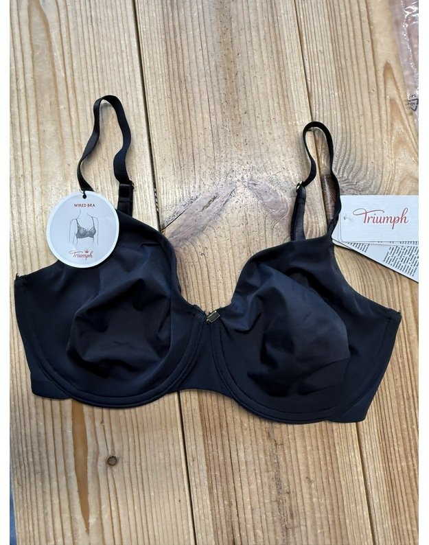 Triumph 70E dydžio juodos spalvos liemenėlė body makeup essentials W
