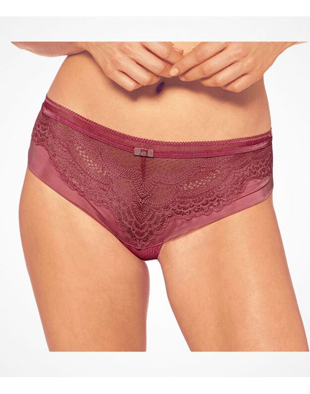 Triumph bordo spalvos 46 dydžio kelnaitės Beauty-Full Darling Hipster