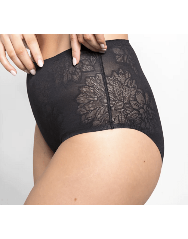 Triumph L dydžio juodos spalvos kelnaitės Fit Smart Maxi EX 1