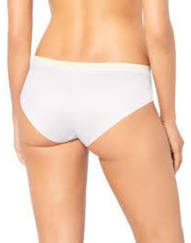 Triumph  42 dydžio pieno spalvos kelnaitės Body Make-up Soft Touch Hipster 1