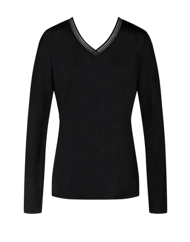 Triumph 40(L)  dydžio juodos spalvos moteriška pižama su kelnėmis Climate Control SS19 TOP 02 LSL