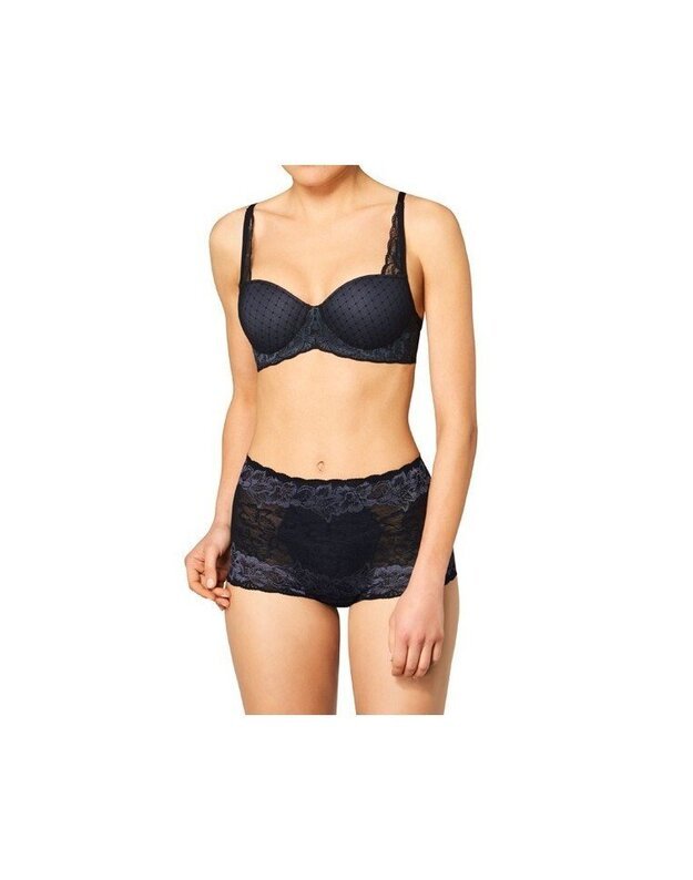 Triumph 38(M) dydžio juodos spalvos nėriniuotos  kelnaitės Magic  Wire Lite Maxi 1